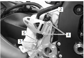 Suzuki GSX-R. Rear brake master cylinder assembly removal and installation