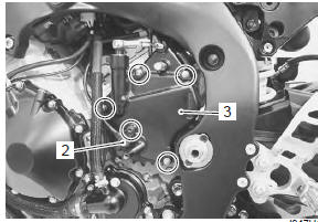 Suzuki GSX-R. Engine sprocket removal and installation