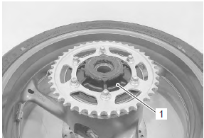 Suzuki GSX-R. Rear wheel dust seal / bearing removal and installation 