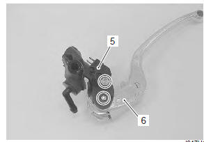 Suzuki GSX-R. Front brake master cylinder / brake lever disassembly and assembly