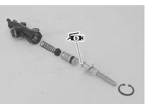 Suzuki GSX-R. Rear brake master cylinder disassembly and assembly