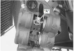 Suzuki GSX-R. Front brake pad replacement