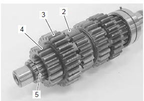 Suzuki GSX-R. Countershaft