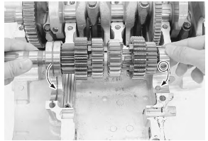 Suzuki GSX-R. Countershaft