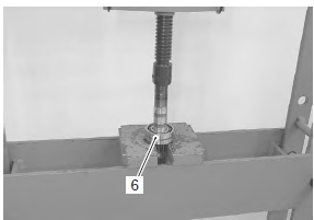 Suzuki GSX-R. Countershaft