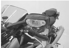 Suzuki GSX-R. Front turn signal light removal and installation