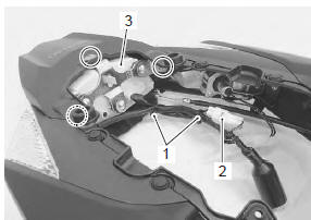 Suzuki GSX-R. Rear combination light removal and installation