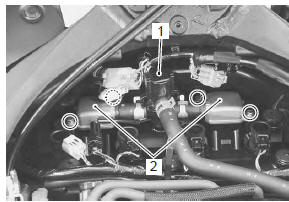Suzuki GSX-R. Pair reed valve removal and installation