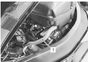 Suzuki GSX-R. Crankcase breather (pcv) hose inspection