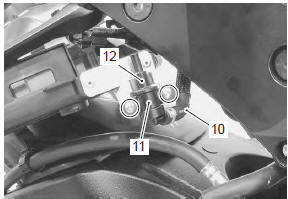 Suzuki GSX-R. Fuel shut-off valve